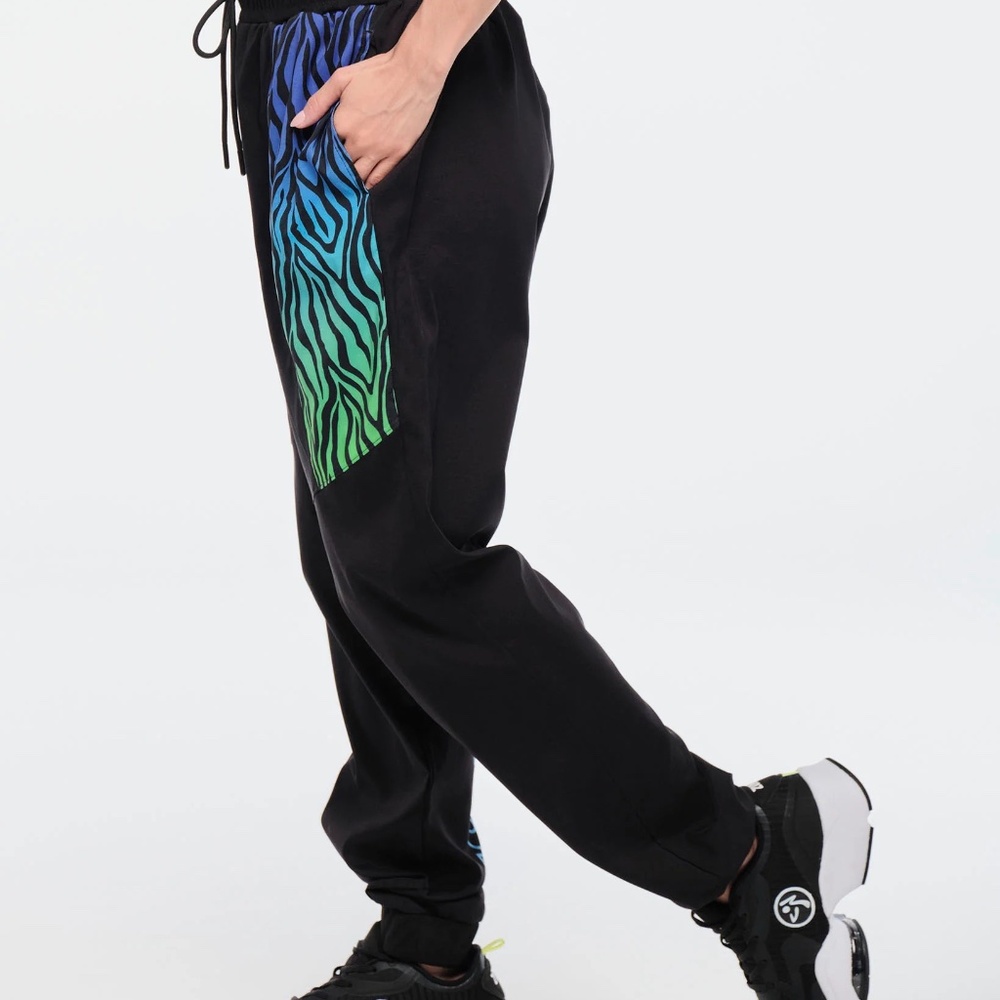 NWT Zumba Funscape Men's Woven Joggers, XL - Picture 7 of 10